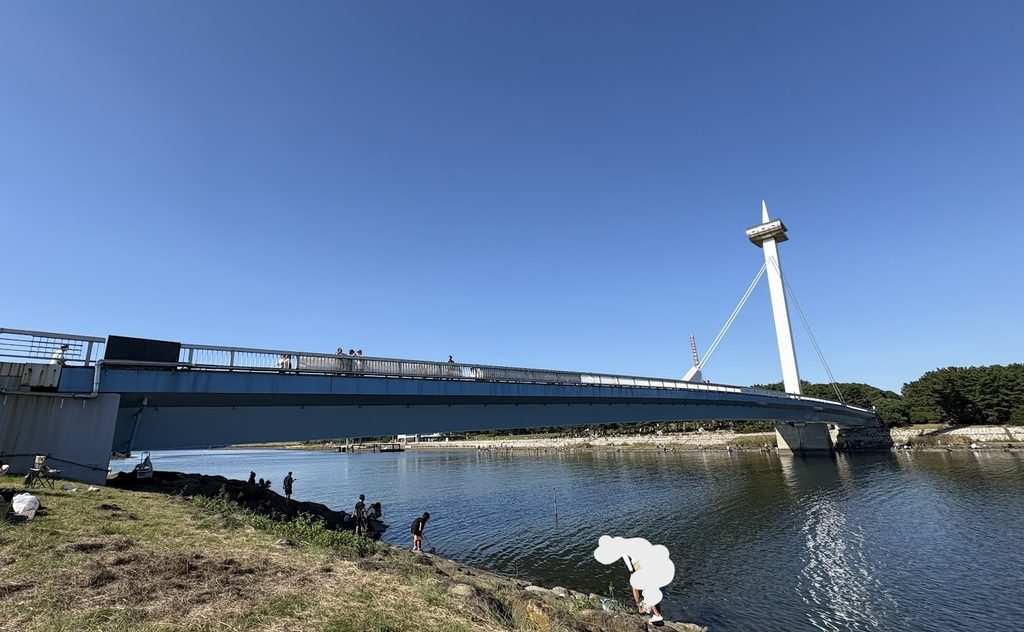 葛西海浜公園のなぎさ橋の様子